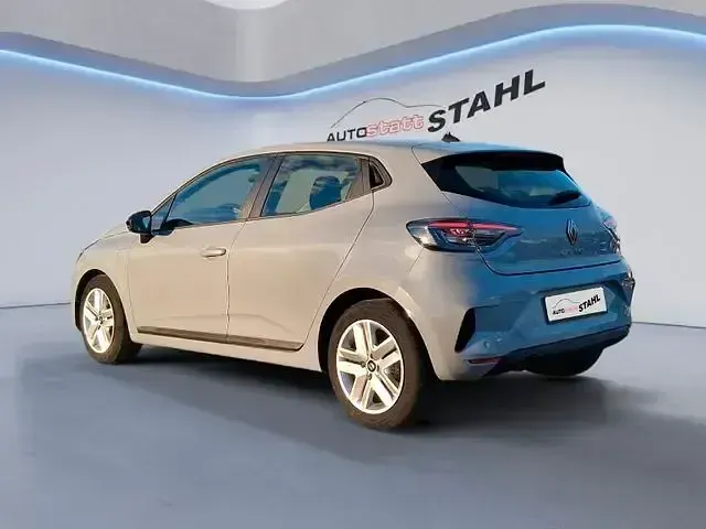 Gebraucht Renault Clio V Evolution 91 PS (66 kW) 2025 Silber Limousine