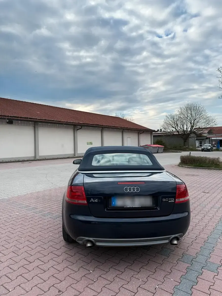 Gebraucht Audi A4 Cabriolet 233 PS (171 kW) 2006 Blau Cabrio