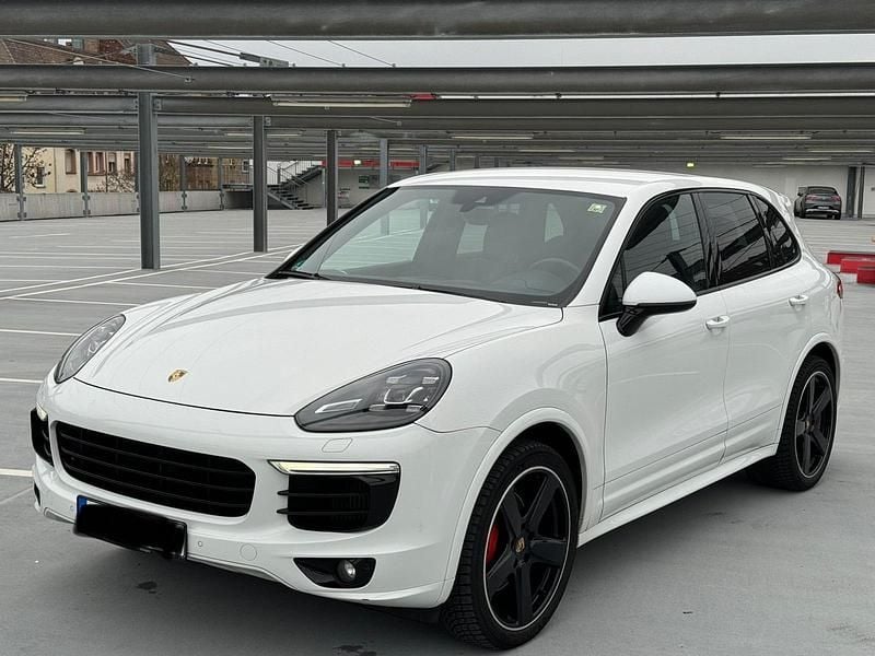 Weiß Gebraucht 2016 Porsche Cayenne S SUV | 28.500 € - Bild 1/4