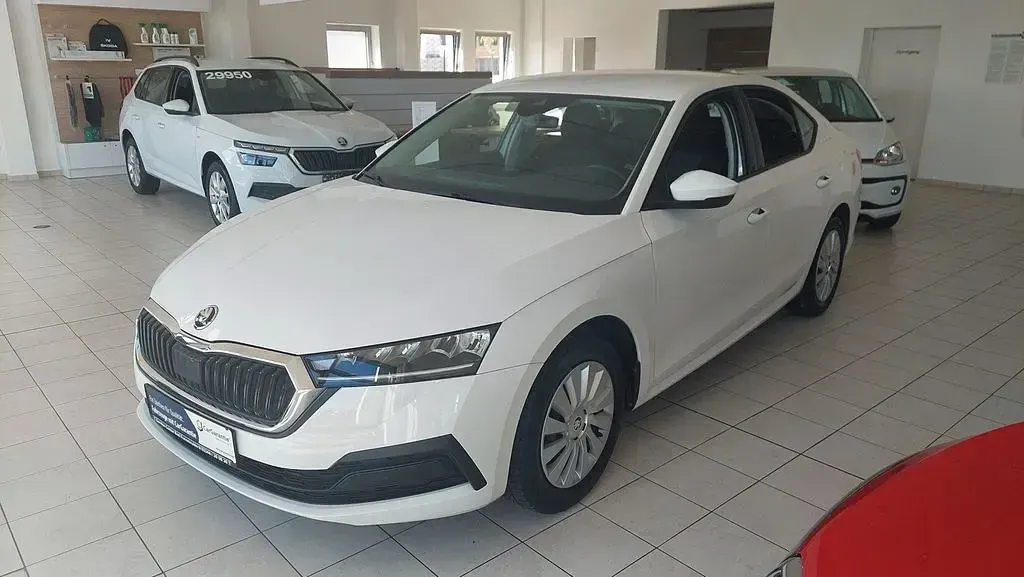 Gebraucht Skoda Octavia Active 110 PS (80 kW) 2022 Weiß Limousine