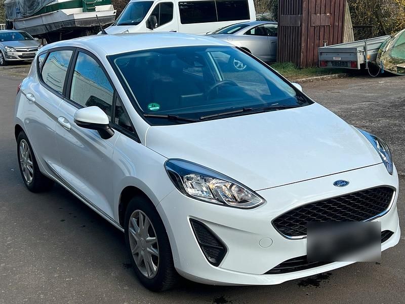 Gebraucht Ford Fiesta 75 PS (55 kW) 2021 Weiß Kleinwagen