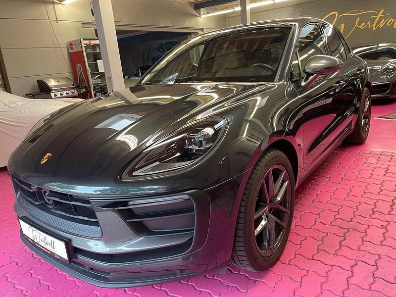 Grau Gebraucht 2023 Porsche Macan SUV | 75.500 € (Teuer) - Bild 1/4