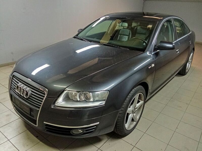 Grau Gebraucht 2004 Audi A6 Comfort Limousine | 2.900 € (Guter Preis) - Bild 1/4