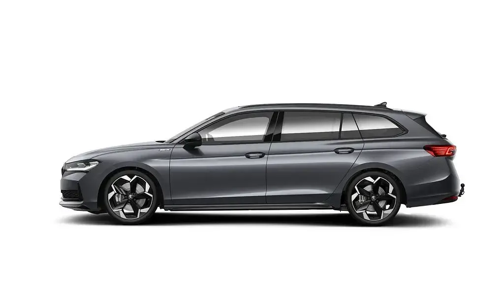 Gebraucht Skoda Superb SportLine 193 PS (141 kW) 2026 Grau Kombi