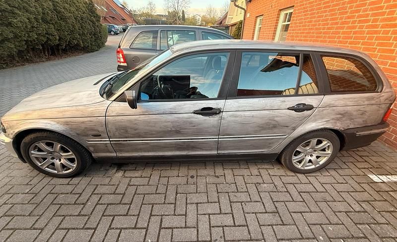 Gebraucht BMW 320 150 PS (110 kW) 2000 Silber Kombi