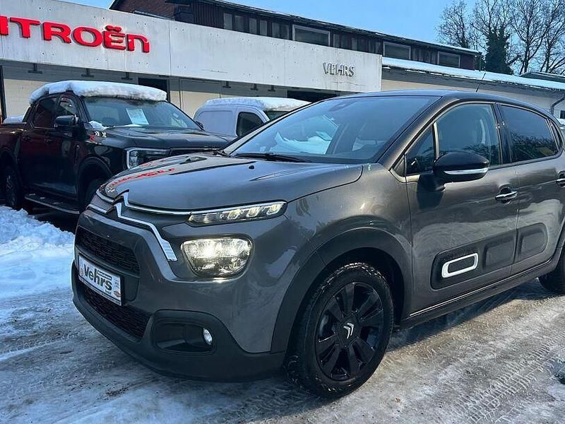 Grau Gebraucht 2022 Citroën C3 PureTech Limousine | 14.450 € (Fairer Preis) - Bild 1/4