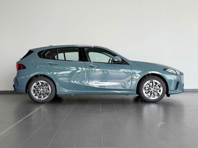 Neu BMW 120 170 PS (125 kW) 2026 Grün Kleinwagen