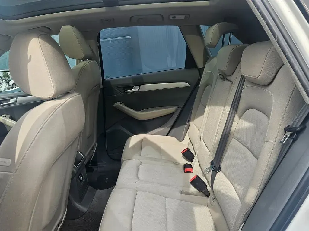 Gebraucht Audi Q5 Ambiente 179 PS (131 kW) 2011 Weiß SUV