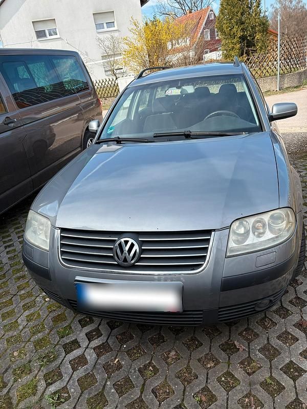 Gebraucht VW Passat Comfortline 131 PS (96 kW) 2003 Grau Kombi