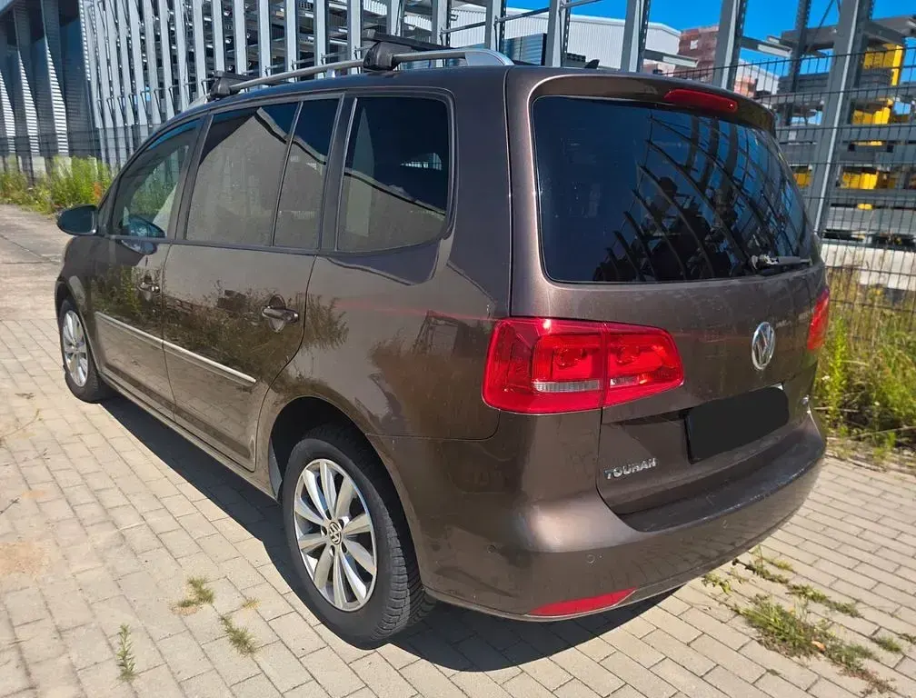 Gebraucht VW Touran 170 PS (125 kW) 2014 Braun Van / Kleinbus