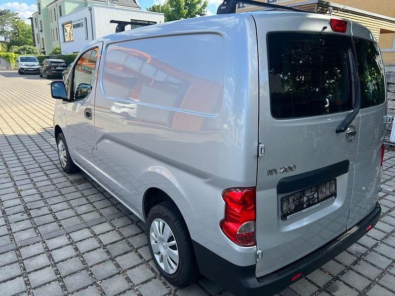 Gebraucht Nissan NV200 90 PS (66 kW) 2015 Grau Van / Kleinbus