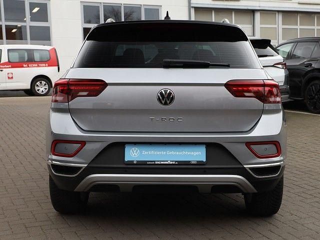 Gebraucht VW T-Roc Style 150 PS (110 kW) 2023 Pyrit silber metallic SUV