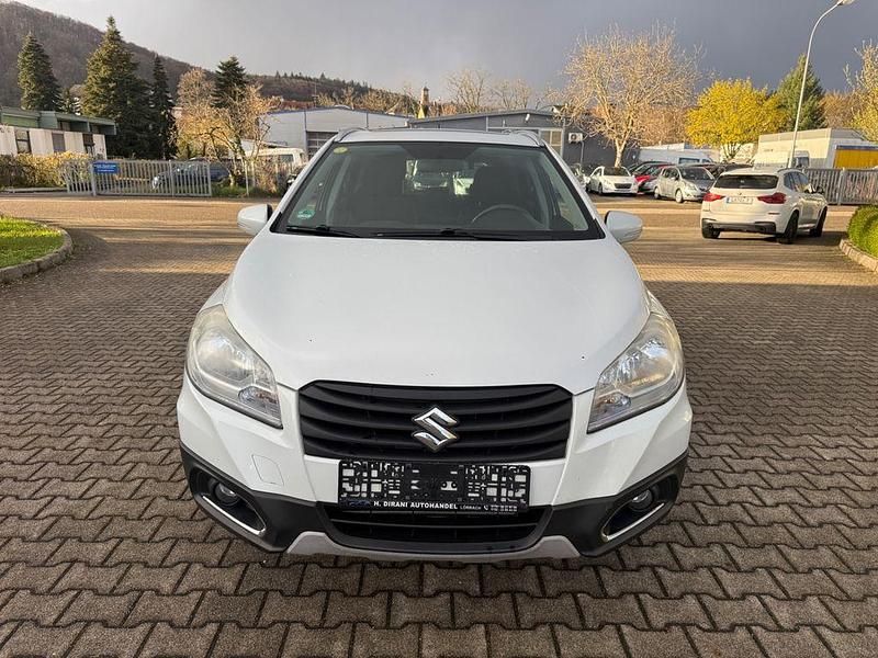 Gebraucht Suzuki SX4 120 PS (88 kW) 2014 Weiß Limousine