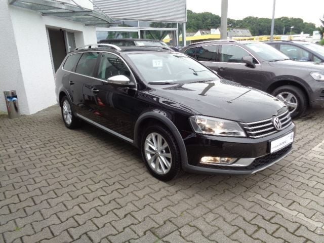 Gebraucht VW Passat Alltrack 140 PS (102 kW) 2012 Schwarz metallic Kombi