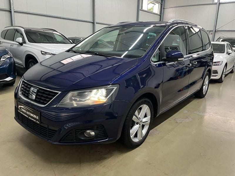 Blau Gebraucht 2020 Seat Alhambra XCELLENCE Van / Kleinbus | 21.989 € (Fairer Preis) - Bild 1/4