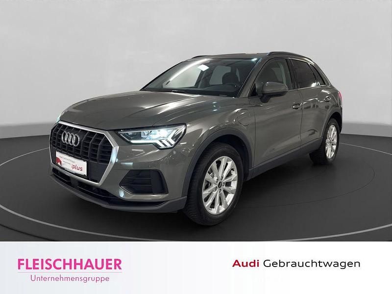 Grau Gebraucht 2022 Audi Q3 Sport SUV | 23.980 € (Fairer Preis) - Bild 1/4