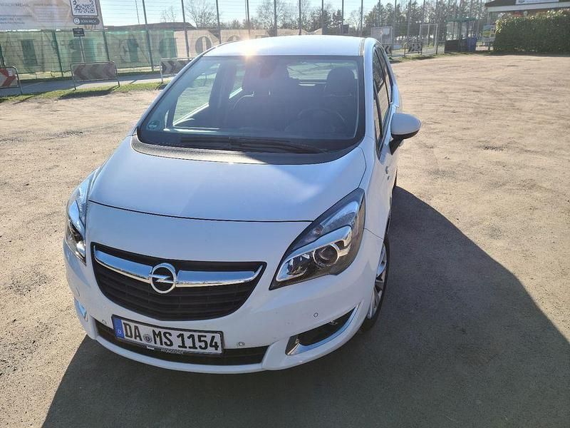 Gebraucht Opel Meriva drive 140 PS (102 kW) 2016 Weiß Van / Kleinbus