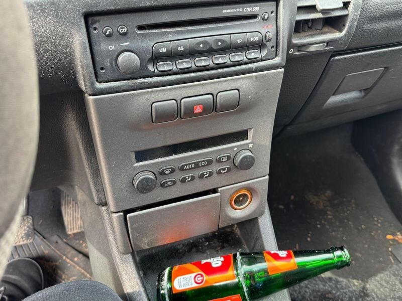 Gebraucht Opel Zafira 125 PS (91 kW) 2003 Silber Van / Kleinbus