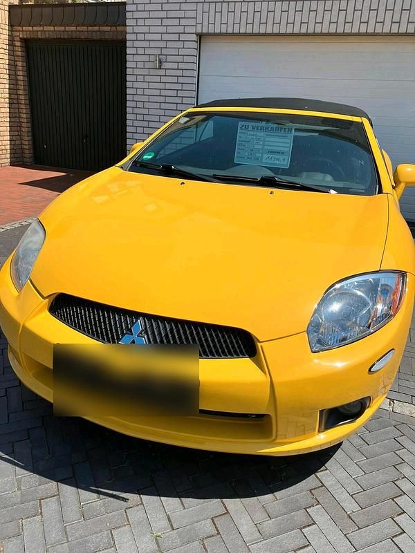 Usata Mitsubishi Eclipse 165 CV (121 kW) 2008 Giallo Cabrio