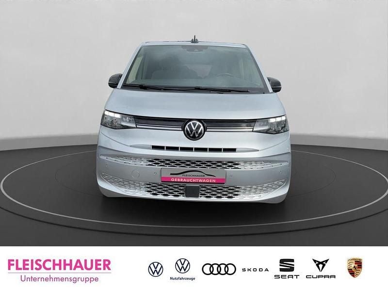 Gebraucht VW Multivan Life 150 PS (110 kW) 2024 Silber Van