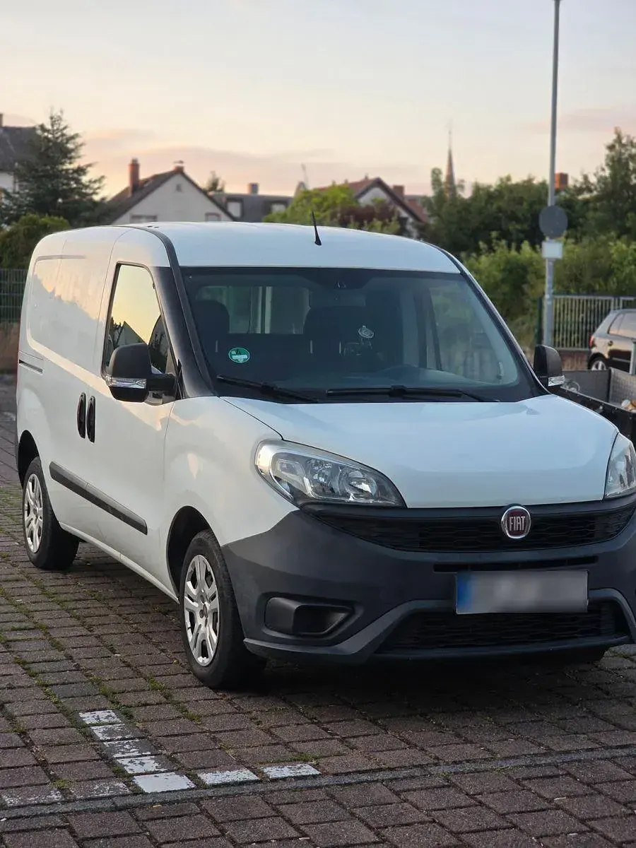 Gebraucht Fiat Doblò 90 PS (66 kW) 2016 Weiß Van / Kleinbus