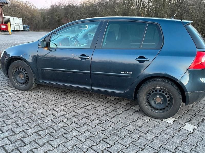 Gebraucht VW Golf V United 80 PS (58 kW) 2008 Blau Kleinwagen