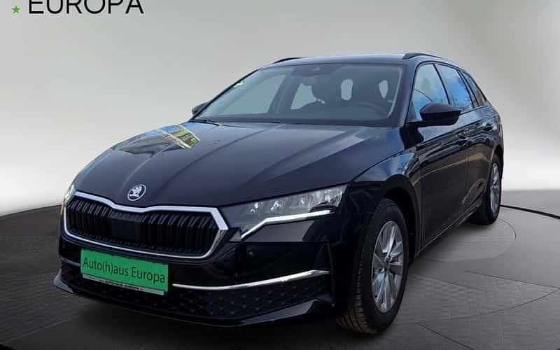 Schwarz Gebraucht 2025 Skoda Octavia Selection Kombi | 28.800 € (Guter Preis) - Bild 1/4