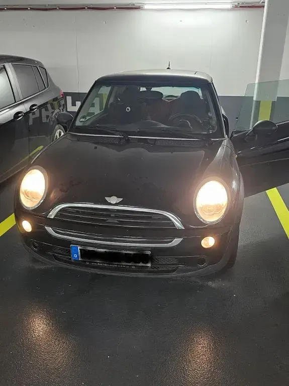 Brugt Mini ONE 90 HK (66 kW) 2005 Sort Hatchback