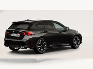 Nowe BMW M135 300 KM (220 kW) 2026 Czarny Hatchback