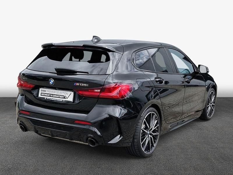 Gebraucht BMW M135 Performance 306 PS (225 kW) 2023 Schwarz Kleinwagen
