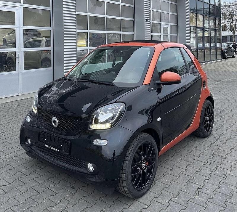 Gebraucht Smart ForTwo Cabrio Brabus 90 PS (66 kW) 2017 Schwarz Cabrio