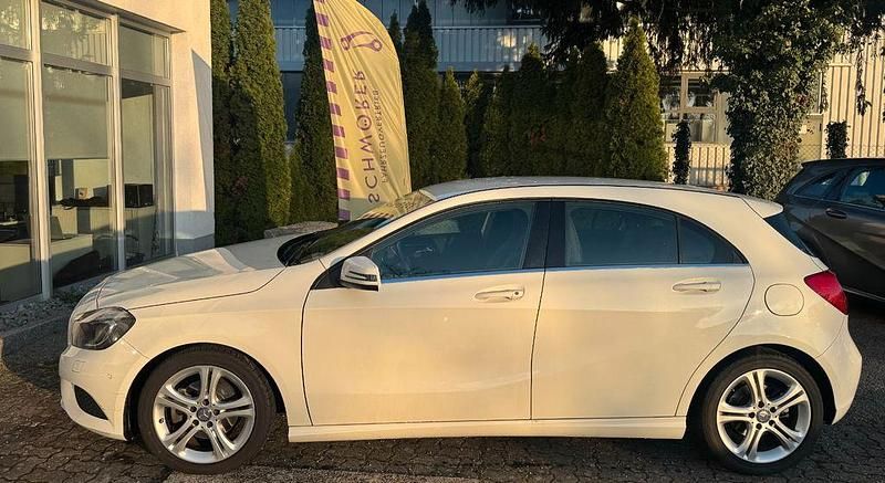 Usado Mercedes A200 156 HP (114 kW) 2014 Branco Sedan