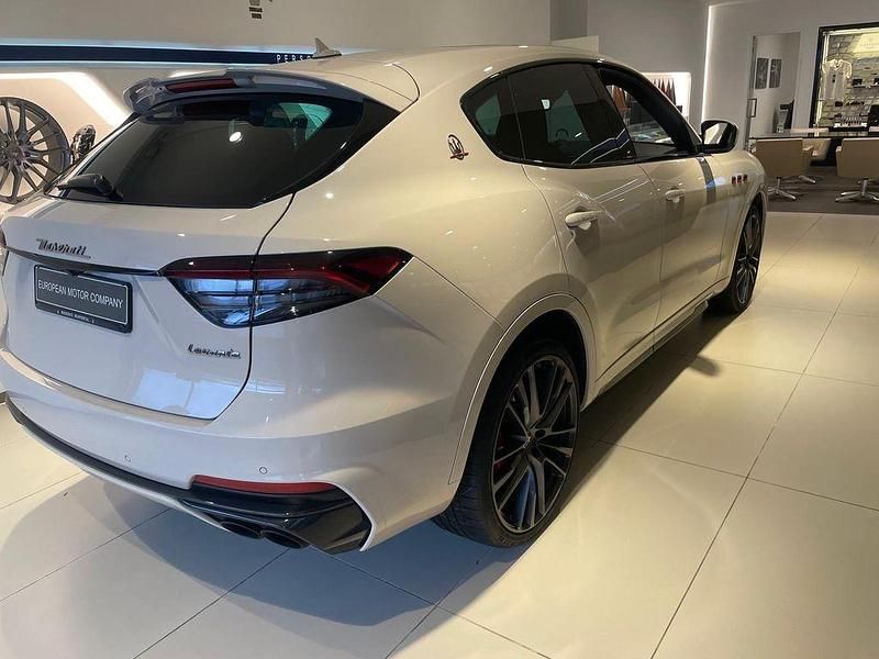 Gebraucht Maserati Levante 581 PS (427 kW) 2022 Weiß SUV