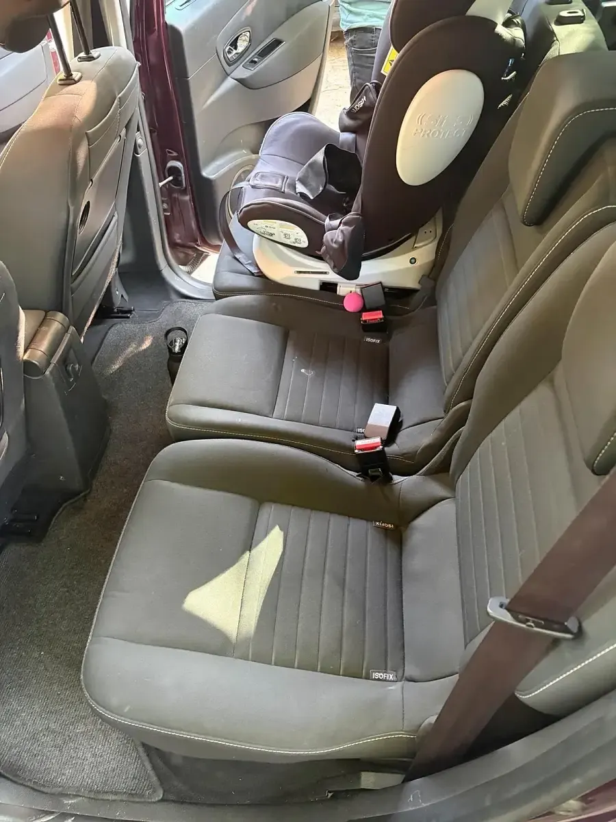 Gebraucht Renault Mégane III LIMITED 132 PS (97 kW) 2015 Andere farben Van / Kleinbus