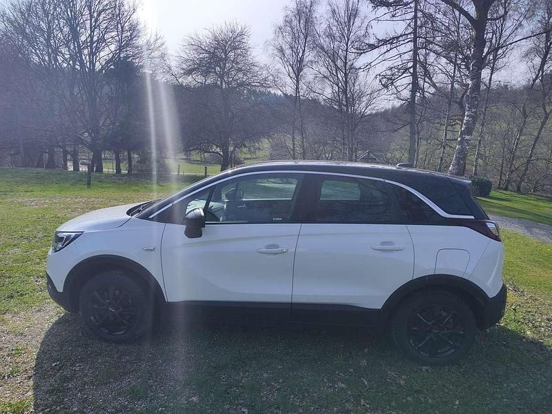 Gebraucht Opel Crossland X Edition 131 PS (96 kW) 2017 Weiß SUV