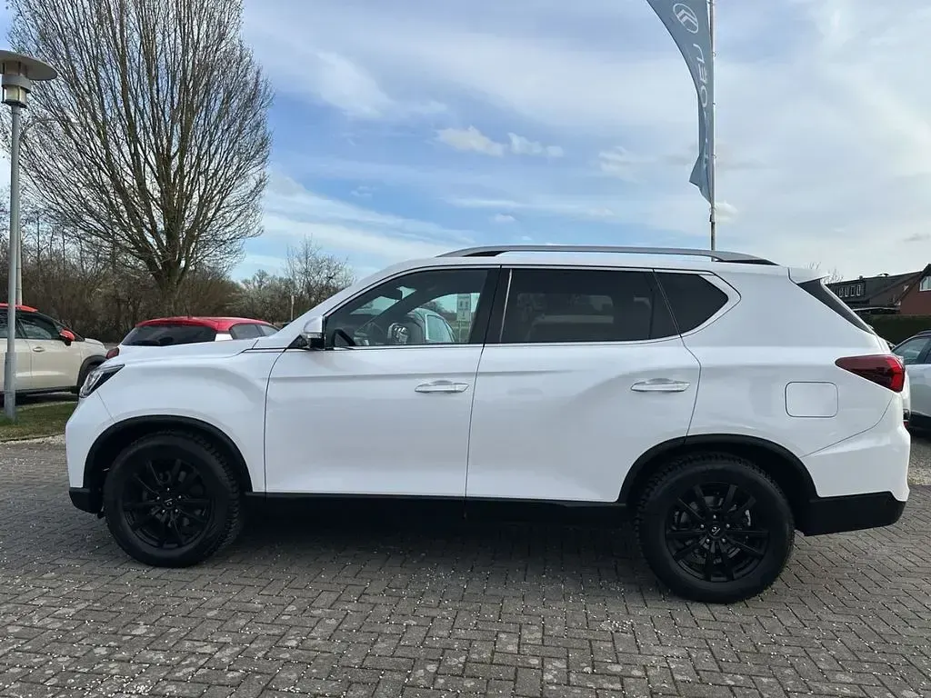 Gebraucht SsangYong Rexton Sapphire 201 PS (147 kW) 2021 Weiß SUV