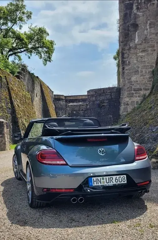 Gebraucht VW Beetle R-line 150 PS (110 kW) 2017 Grau Kleinwagen