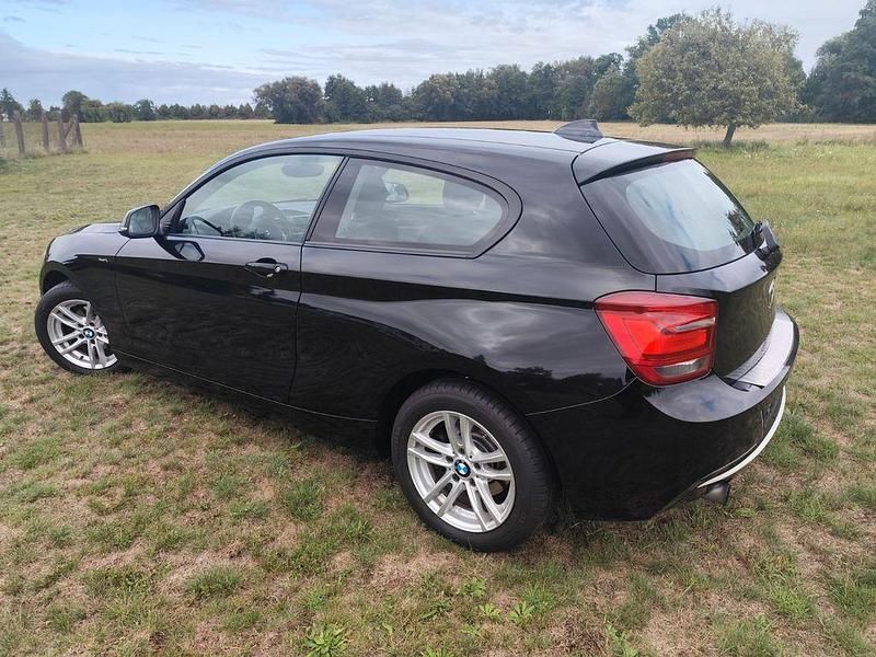 Gebraucht BMW 116 Urban Line 136 PS (100 kW) 2012 Schwarz Kleinwagen