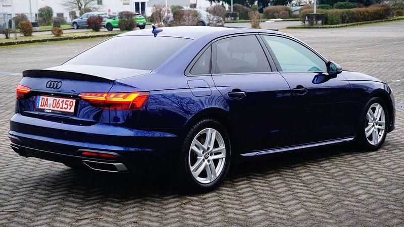 Gebraucht Audi A4 Advanced 150 PS (110 kW) 2020 Blau Limousine