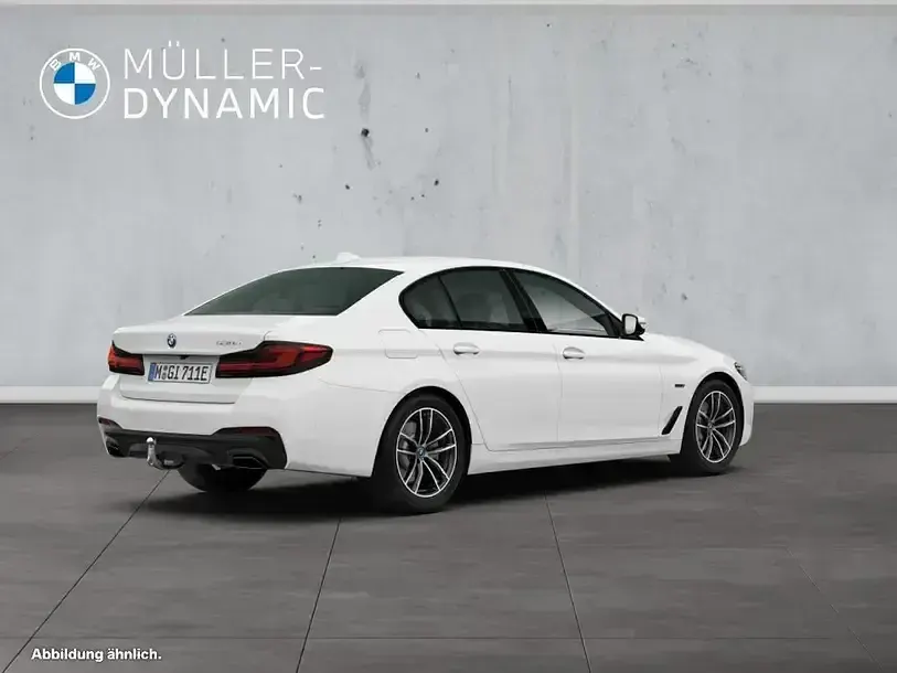 Gebraucht BMW 530e M Sport 292 PS (214 kW) 2022 Alpinweiß uni Limousine