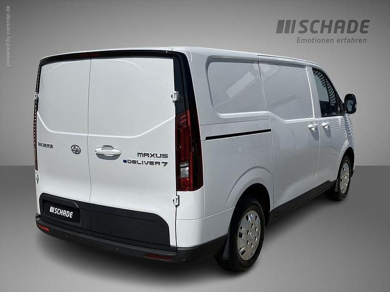 Gebraucht Maxus V70 204 PS (150 kW) 2024 Weiß Van