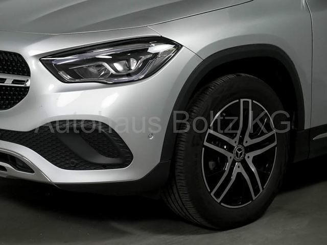 Gebraucht Mercedes GLA180 136 PS (100 kW) 2023 Silber SUV