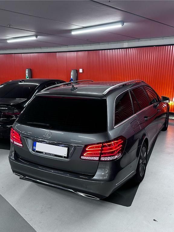 Gebraucht Mercedes E300 Avantgarde 231 PS (169 kW) 2015 Grau Limousine