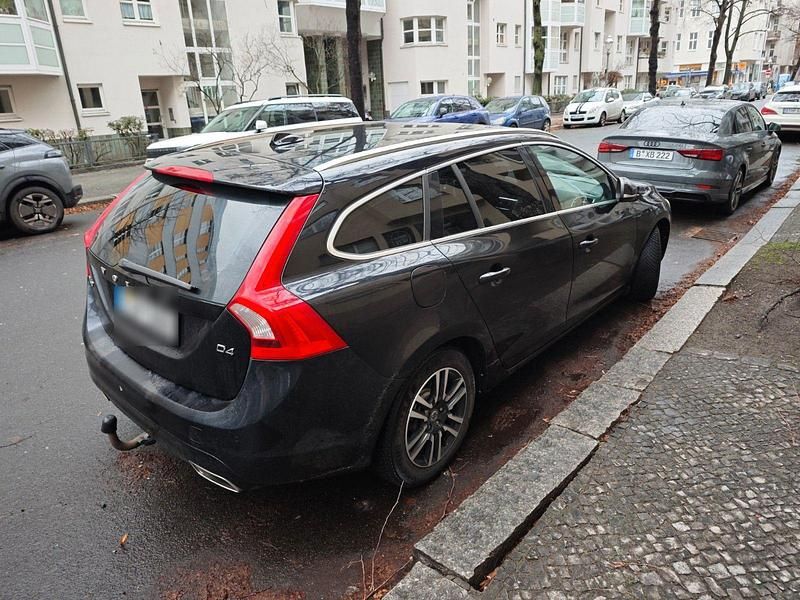 Gebraucht Volvo V60 181 PS (133 kW) 2014 Kombi