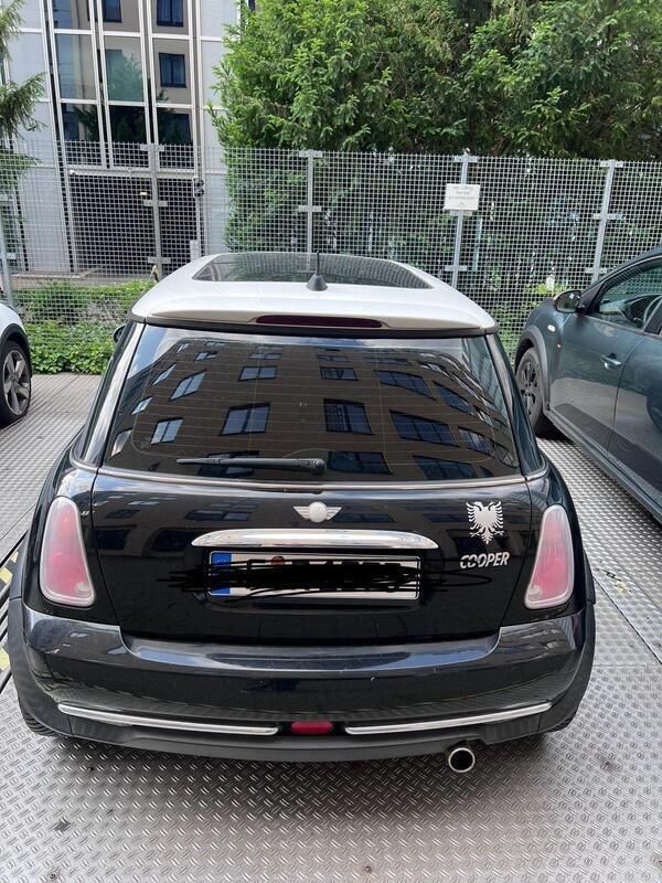 Schwarz Gebraucht 2006 Mini Cooper Kleinwagen | 1.300 € - Bild 1/3