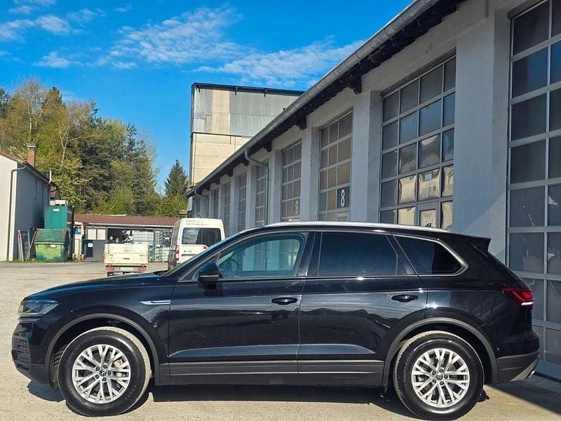 Gebraucht VW Touareg 231 PS (169 kW) 2021 Schwarz SUV