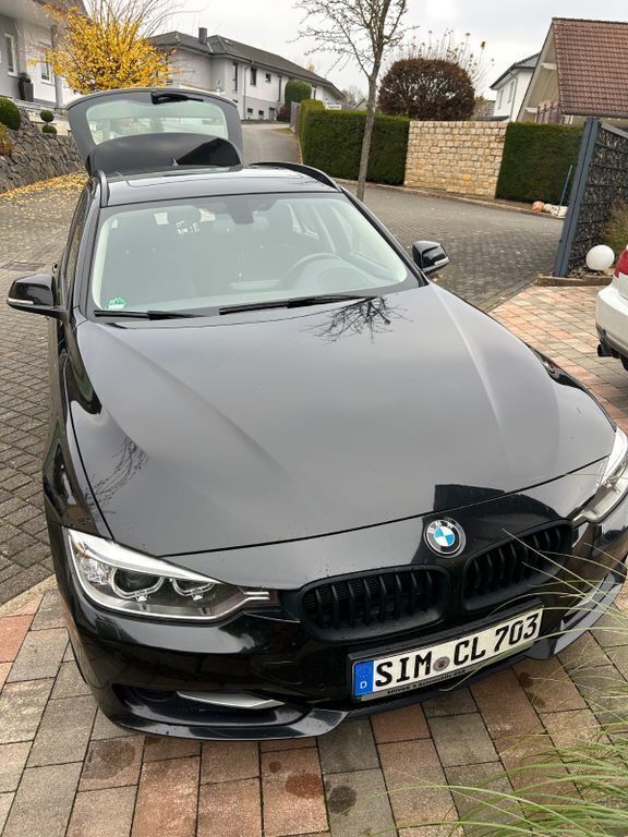 Schwarz Gebraucht 2015 BMW 330 Sport Line Kombi | 13.599 € (Guter Preis) - Bild 1/4