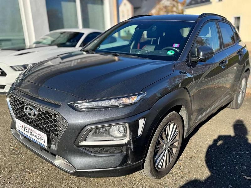 Dark night Gebraucht 2020 Hyundai Kona Style SUV | 18.490 € (Fairer Preis) - Bild 1/4