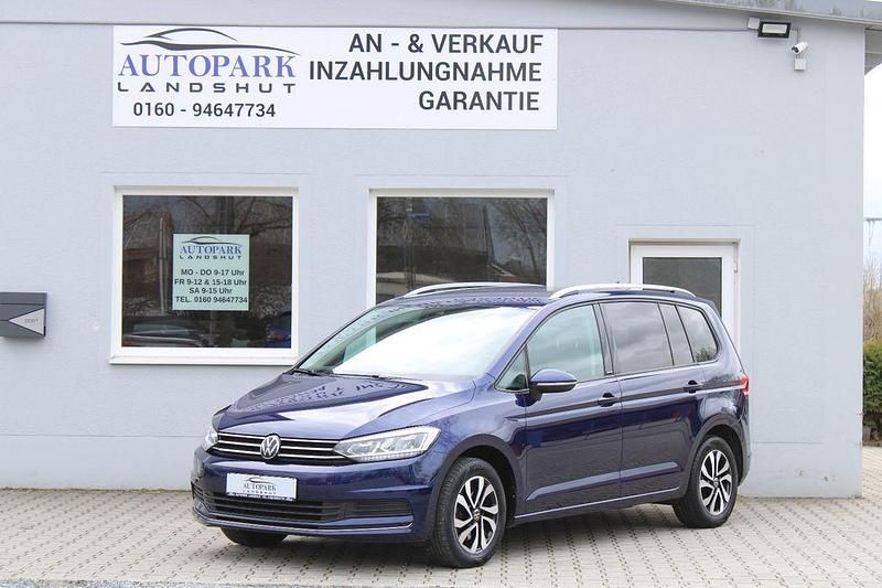 Gebraucht VW Touran Active 122 PS (89 kW) 2023 Blau Van / Kleinbus