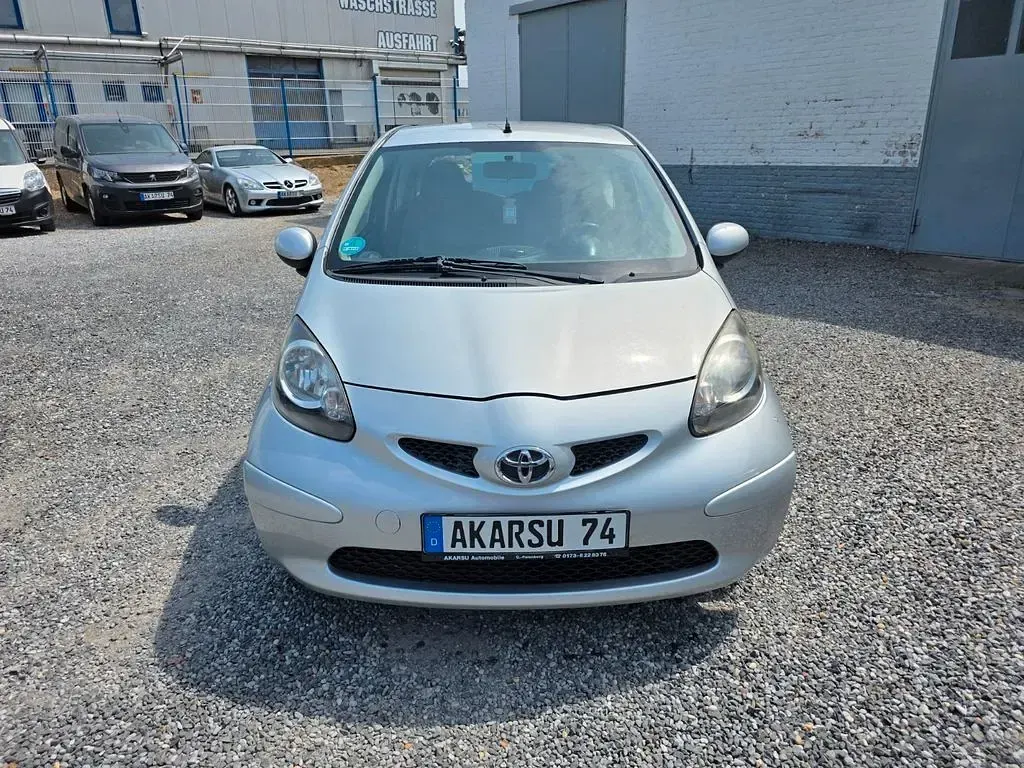 Gebraucht Toyota Aygo City 68 PS (50 kW) 2006 Silber Kleinwagen